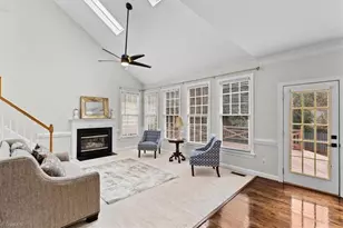 503 Willowview Dr, Greensboro, NC 27455 - Photo 4