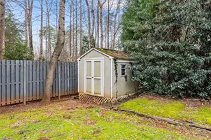 503 Willowview Dr, Greensboro, NC 27455 - Photo 34