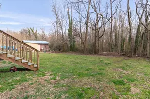 112 Rotary Ln, Thomasville, NC 27360 - Photo 16