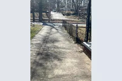 718 Ellwood Drive, High Point, NC 27260 - Photo 2