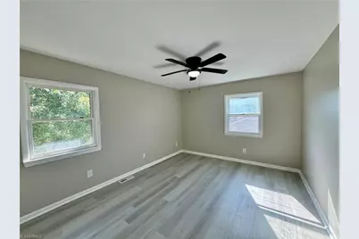 2401 Phoenix Drive, Greensboro, NC 27406 - Photo 30