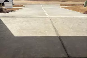 5639 Hydrangea St, Winston-Salem, NC 27104 - Photo 2