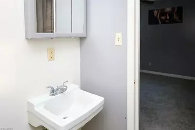 3506 Four Seasons Drive, Durham, NC 27707 - Photo 16