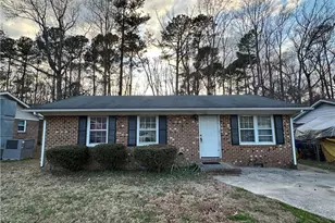 3506 4 Seasons Dr, Durham, NC 27707 - Photo 2