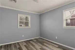 1408 Willow Rd, Greensboro, NC 27401 - Photo 16