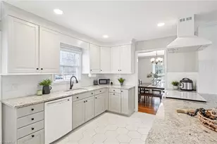 1412 Hobbs Rd, Greensboro, NC 27410 - Photo 8