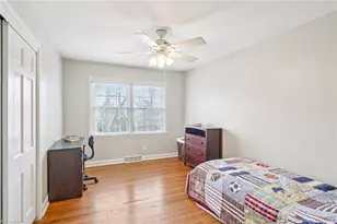 1412 Hobbs Rd, Greensboro, NC 27410 - Photo 32