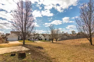 2105 Burton Run Rd, High Point, NC 27262 - Photo 30