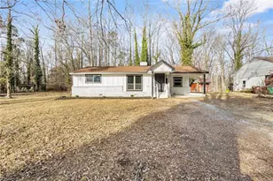 423 Dogwood Cir, High Point, NC 27260 - Photo 2