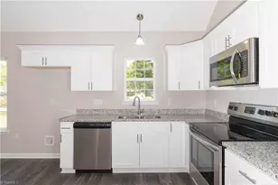 136 Pinnix St, Jonesville, NC 28642 - Photo 14