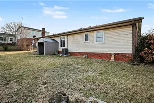 1065 Claremont Ave NE, Winston-Salem, NC 27101 - Photo 22