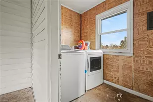 1065 Claremont Ave NE, Winston-Salem, NC 27101 - Photo 20