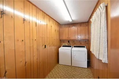 737 Lee Road, Thomasville, NC 27360 - Photo 8