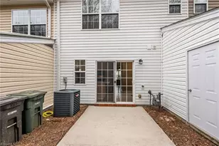 150 Tannenbaum Cir, Greensboro, NC 27410 - Photo 20