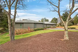 3171 Milhaven Lake Dr, Winston-Salem, NC 27106 - Photo 42