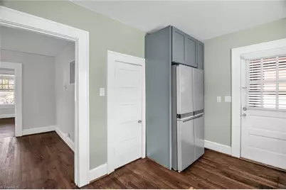 205 W Hunter Street, Madison, NC 27025 - Photo 8