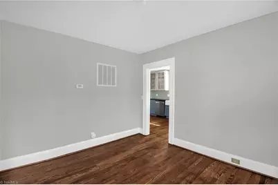 205 W Hunter Street, Madison, NC 27025 - Photo 12