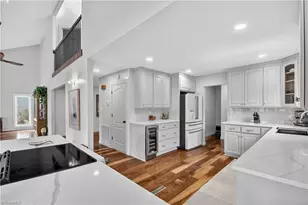 6106 Pintail Ct, Oak Ridge, NC 27310 - Photo 8