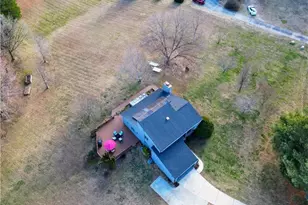 6106 Pintail Ct, Oak Ridge, NC 27310 - Photo 2