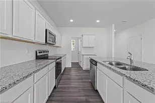 394 Shiloh Wy, Mebane, NC 27302 - Photo 10