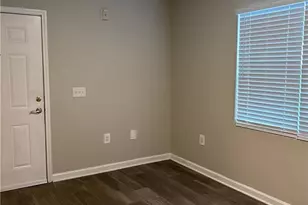 1041 W Barton St, Greensboro, NC 27407 - Photo 6