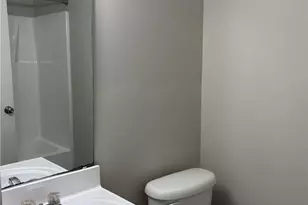 1041 W Barton St, Greensboro, NC 27407 - Photo 10