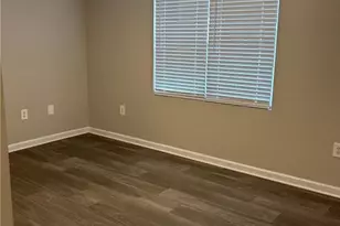 1041 W Barton St, Greensboro, NC 27407 - Photo 4