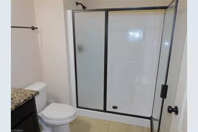 4517 Gunnersbury Lane, High Point, NC 27265 - Photo 16