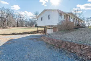 7210 Vance Rd, Kernersville, NC 27284 - Photo 10