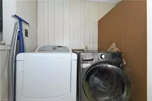 2301 Maple St, Greensboro, NC 27405 - Photo 8