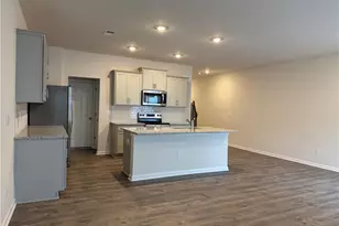 1692 Hallview Ct, Kernersville, NC 27284 - Photo 8