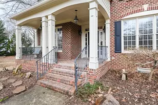 305 Sawgrass Ct, Mebane, NC 27302 - Photo 2