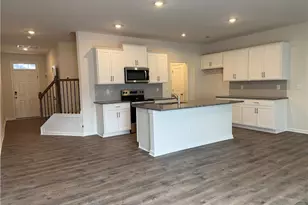 1475 Amberview Ln, Kernersville, NC 27284 - Photo 6