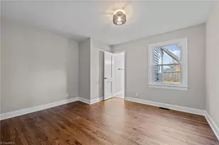 2518 Timber Ln, Greensboro, NC 27408 - Photo 12