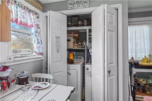 113 Hardy St, Jonesville, NC 28642 - Photo 12