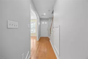 1103 Summer Pl, Greensboro, NC 27410 - Photo 18