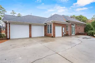 2650 Fox Ridge Rd, Asheboro, NC 27205 - Photo 32
