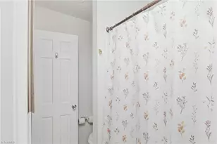 3949 Valley Ct, Winston-Salem, NC 27106 - Photo 22