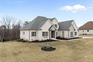 5513 Palermo Trl, Oak Ridge, NC 27310 - Photo 2