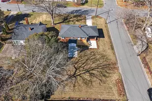 401 Ridgecrest Rd, Asheboro, NC 27203 - Photo 32