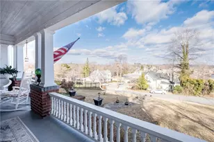 519 Maple St, Mount Airy, NC 27030 - Photo 6