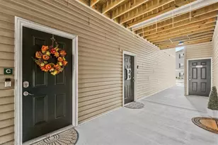 2606 Pennoak Way, Greensboro, NC 27407 - Photo 4