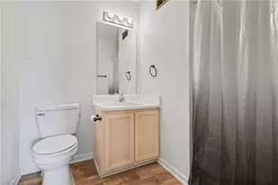 3904 Riverdale Dr, Greensboro, NC 27406 - Photo 12