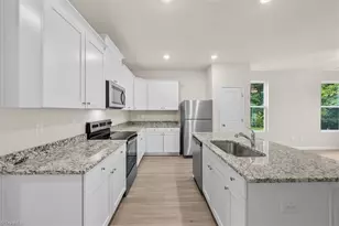 2112 Willow Gln Dr, Graham, NC 27253 - Photo 4