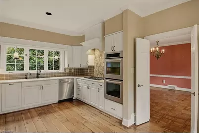 15 Graylyn Place Lane, Winston-Salem, NC 27106 - Photo 14