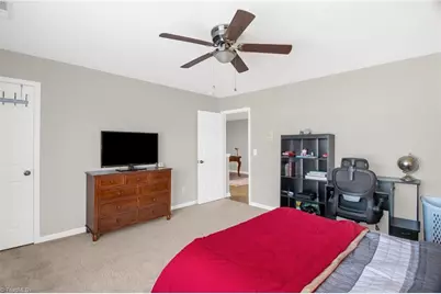 4215 Field Crossing Drive, Winston-Salem, NC 27107 - Photo 32