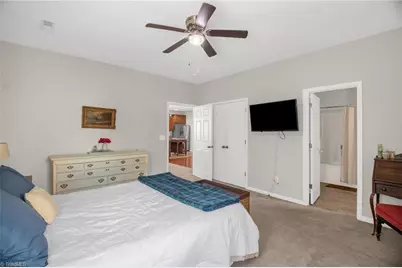 4215 Field Crossing Drive, Winston-Salem, NC 27107 - Photo 18