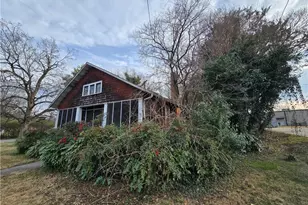 232 Burlington Ave, Gibsonville, NC 27249 - Photo 2