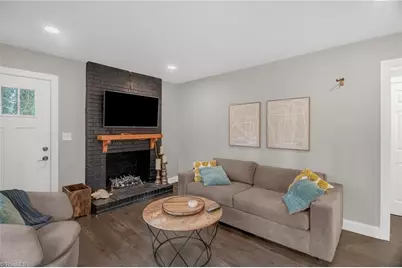 702 E Farriss Avenue, High Point, NC 27262 - Photo 10