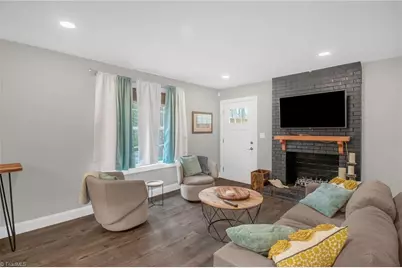 702 E Farriss Avenue, High Point, NC 27262 - Photo 8